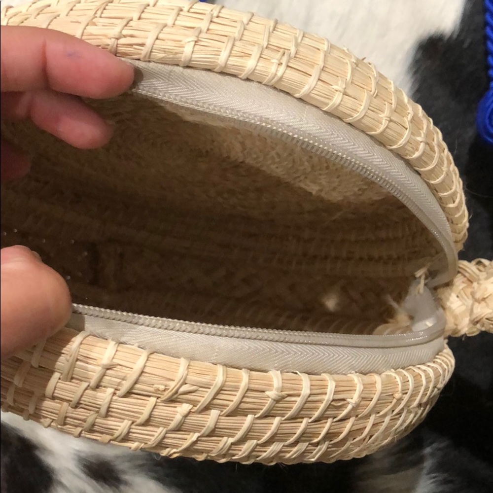 Round Rattan bag - Picture 3 of 6
